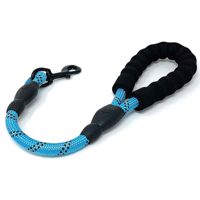 مقود الكلب المقاود القصيرة للك - مراجعة Retractable Dog Leash وسعره